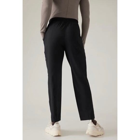 Athleta High Road Cargo Pant Black Lightweight Travel Women's Sz 0 - Picture 6 of 11